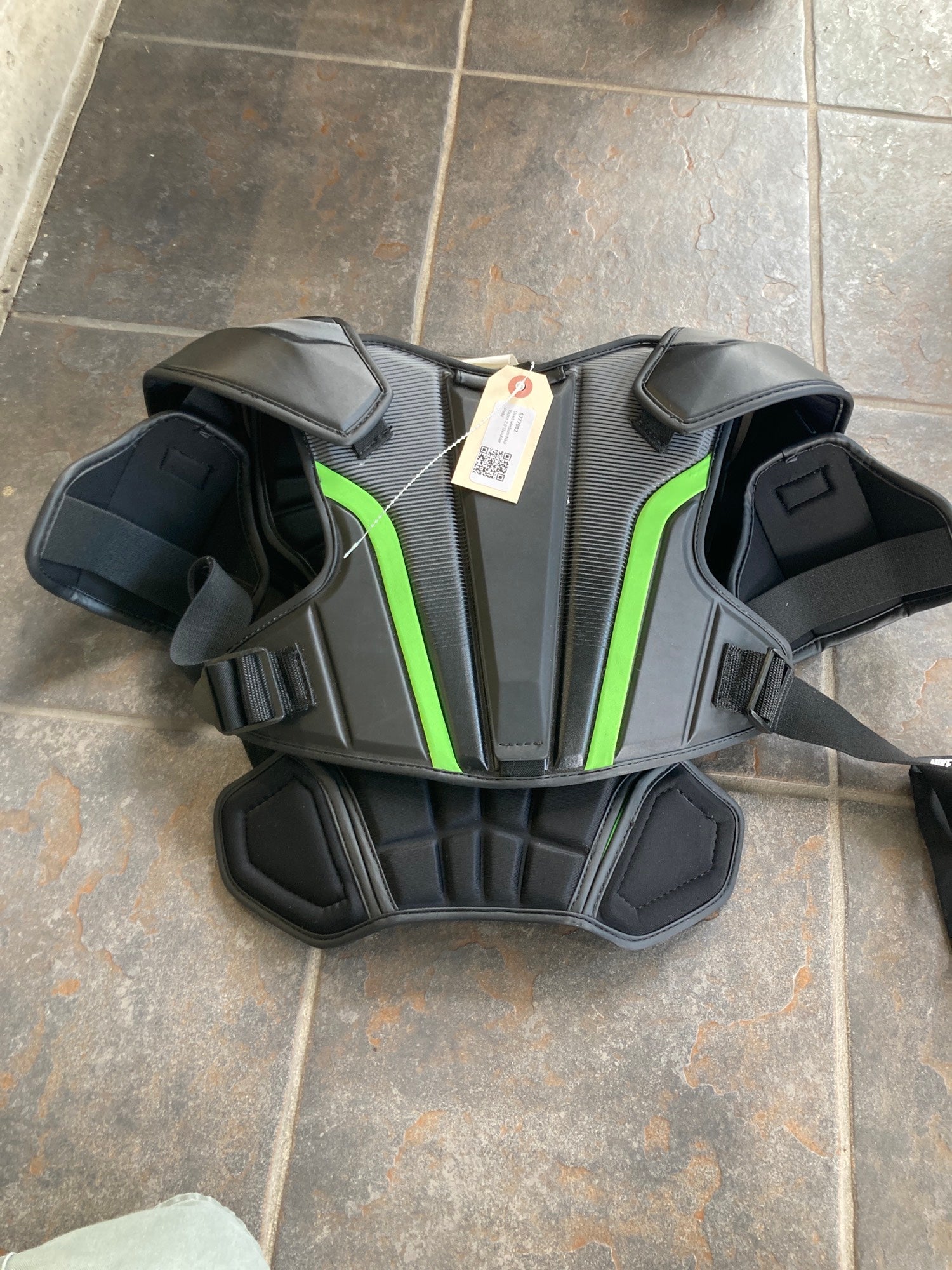 Nike Vapor 2.0 Lacrosse Shoulder Pads - 2020 Model