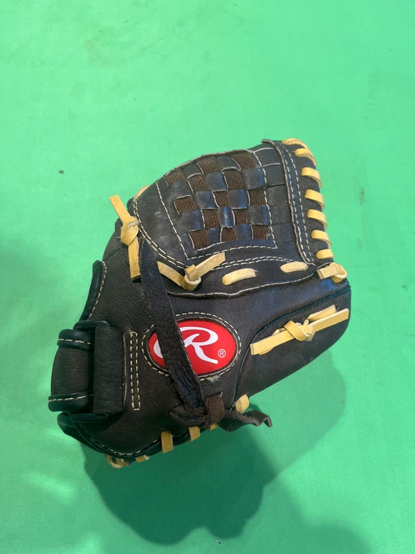 Used Rawlings Highlight Series Right Hand Throw Pitcher Baseball Glove 10"