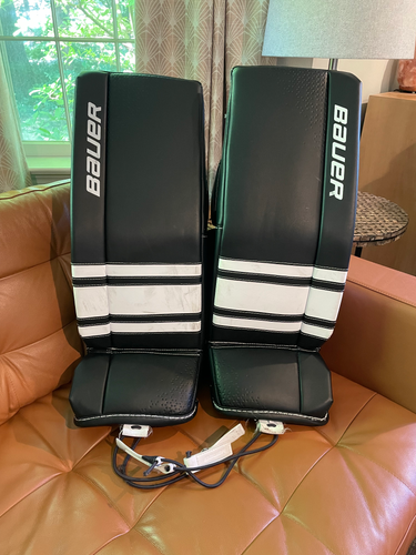 Bauer GSX Jr. Goalie Leg Pads - Medium (28+) - Excellent Condition!