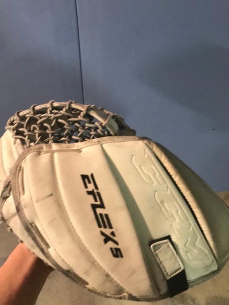 CCM EXTREME FLEX 5 Pro Stock Goalie Glove