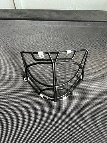 Bauer 960 black cage - used