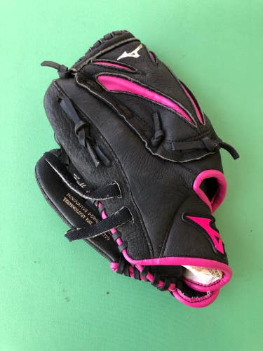 Used Mizuno Finch Left-Hand Throw Pitcher Softball Glove (10")