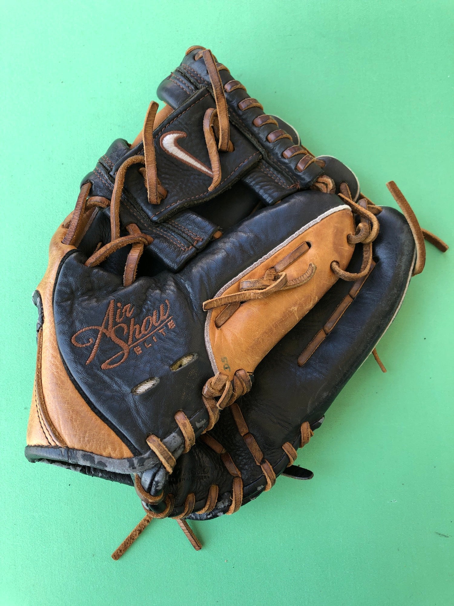 nike air show elite glove