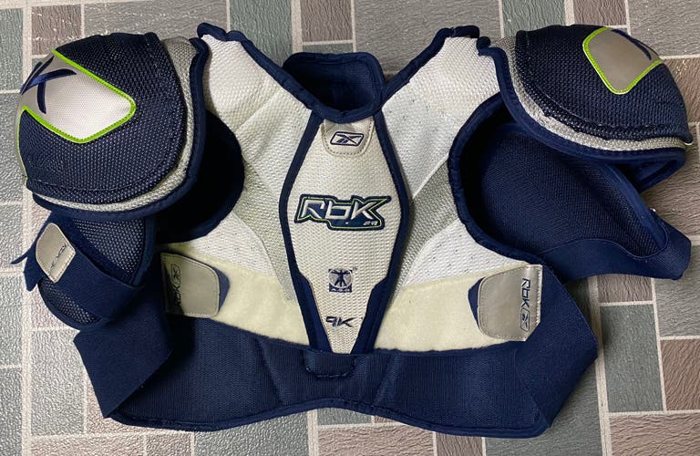 Reebok 9k Shoulder Pads Senior Small - USED