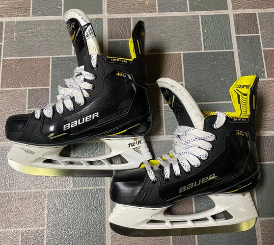 Senior Bauer Supreme M4 Hockey Skates Regular Width Size 8.5 Fit 2 - USED