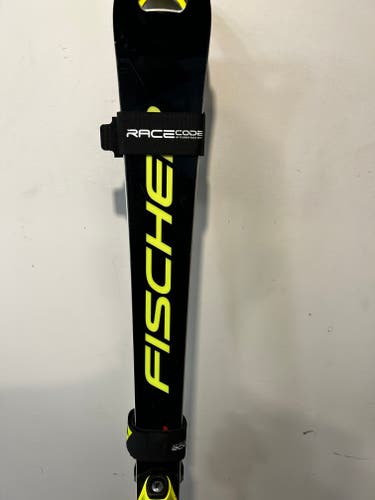 Used Men's 2022 Fischer Europa Cup 165 cm Racing Skis With Bindings