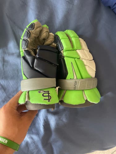 Used Sweetlax Upstate Nike Vapor Elite Lacrosse Gloves