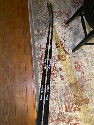 2 Senior Right Handed P92 Vapor 3X Pro Hockey Stick