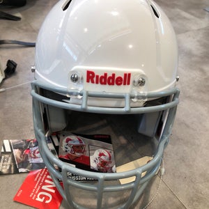 New Small Riddell Speed Helmet