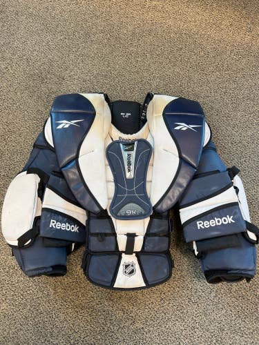 Used Large Reebok 9K Goalie Chest Protector