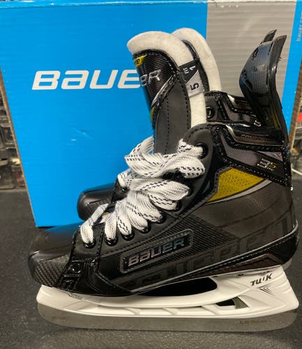 New Bauer Supreme 3S Pro Hockey Skates Sz. 5 Fit 1