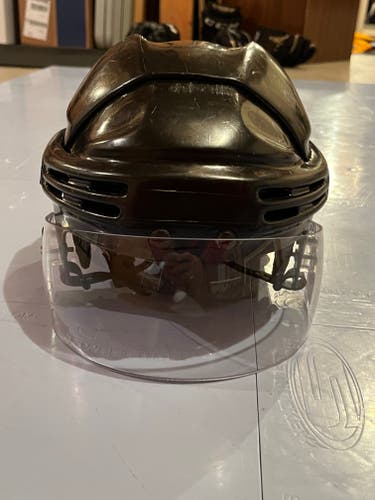 Used Reffing Large Bauer Helmet