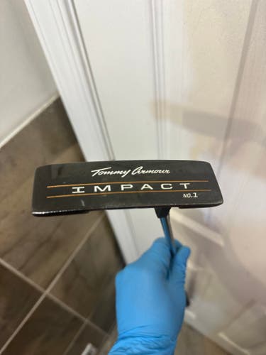 Tommy Armour impact 35” putter no 1 Right Handed