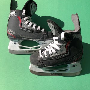 Used Youth Easton Synergy EQ Hockey Skates (Regular) - Size: 12.0