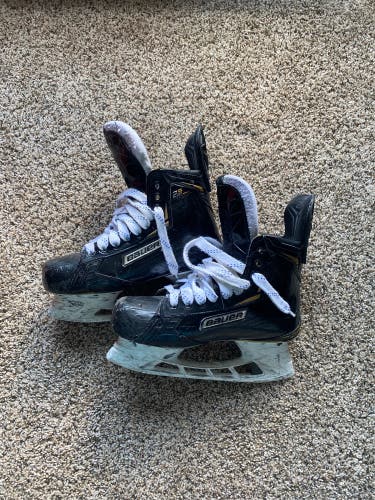 Bauer Supreme 2S Pro Hockey Skates (Size 8)