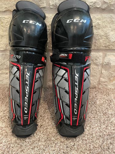 CCM JetSpeed FT370 Shin Pads