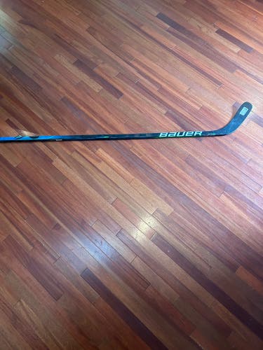 Senior Left Hand P88  Nexus Geo Hockey Stick