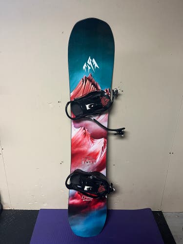 Women's  Jones With Bindings Medium Flex True Twin Snowboard