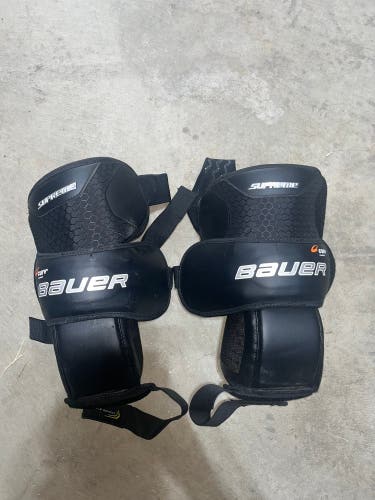 Bauer supreme 1s knee guards