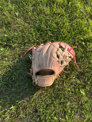 Strawberry Ice Cream Glove, Absolutely Ridiculous