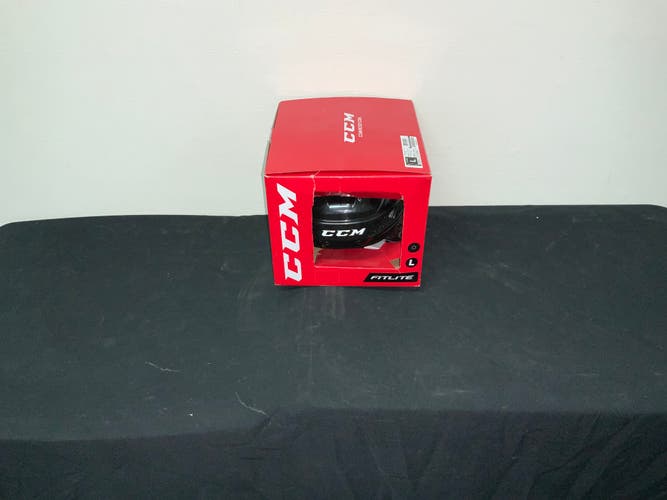 CCM Large Fitlite Black