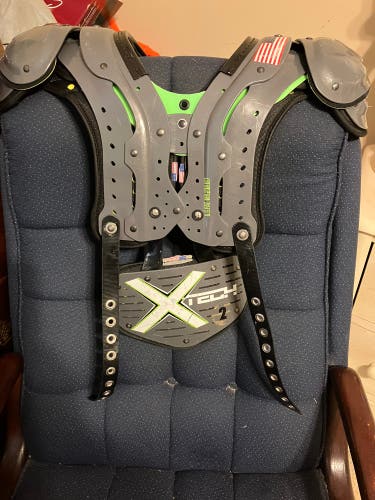 Adult XS  Xtech Shoulder Pads