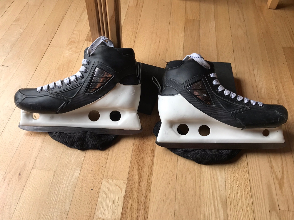 Used True Regular Width Pro Stock Size 9 Pro Custom Hockey Skates