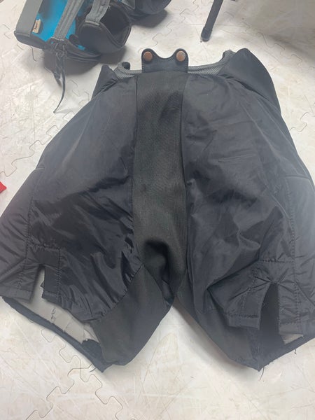 Used Vaughn  Velocity VE8 Hockey Goalie Pants Intermediate XXL