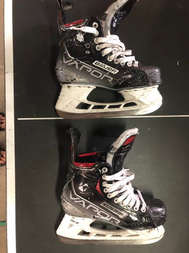 Used Bauer Regular Width  Size 6.5 Vapor X LTX Pro Hockey Skates