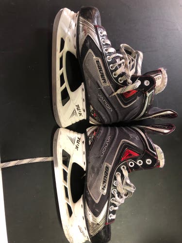 Used Bauer Regular Width Size 7.5 Vapor X6.0 Hockey Skates
