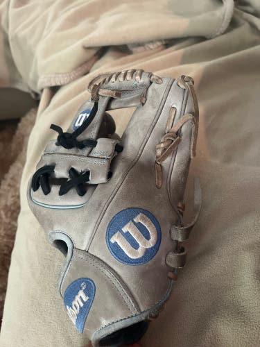 Used 2019 Infield 11.5" A2000 Baseball Glove