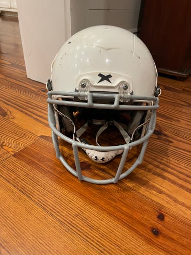 Xenith X2E+ 2022 (used) youth large football helmet