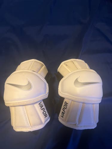 Very Good Condition Nike Vapor Arm Pads