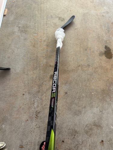 Senior Right Handed P28 Pro Stock RibCor Trigger2 PMT Hockey Stick