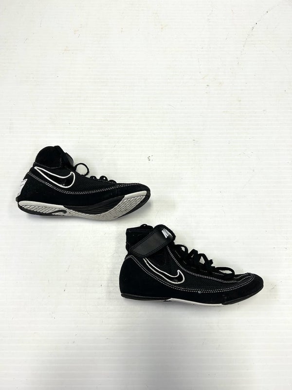 Used Nike Junior 04 Wrestling Shoes
