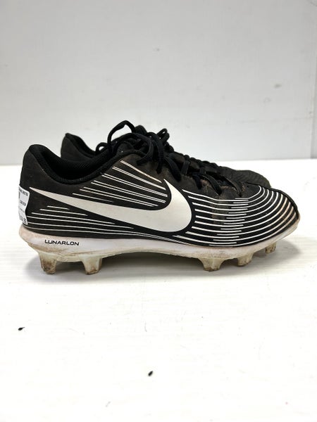 Used Nike TROUT CLEATS Senior 11 Baseball and Softball Cleats