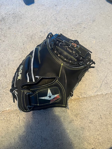 Right Hand Throw 33.5" CM3000BK Catcher's Glove