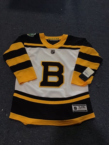 NWT Boston Bruins Winter Classic Jersey Youth Lg/XL