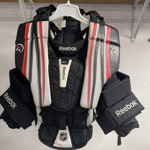 Junior Size L/XL REEBOK P4 JR ICE HOCKEY GOALIE ARM AND CHEST PROTECTOR