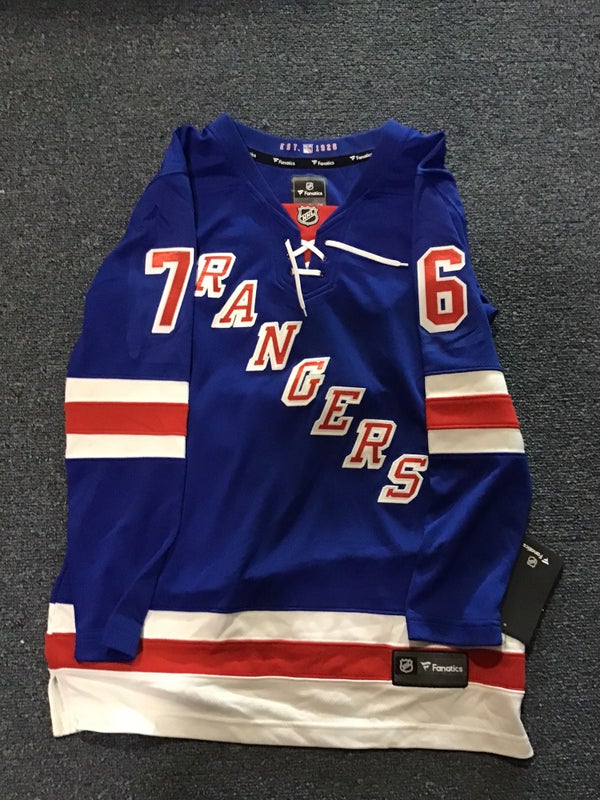 VN Design - Delaware 87ers used Power Rangers jersey last year