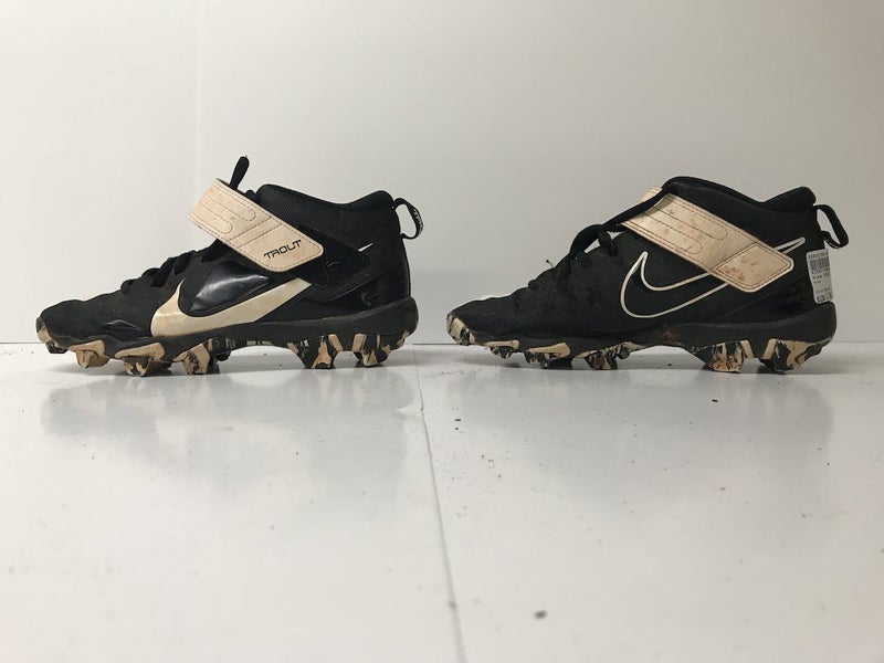 Used Nike MIKE TROUT TURF Junior 03 Baseball and Softball Cleats Baseball  and Softball Cleats