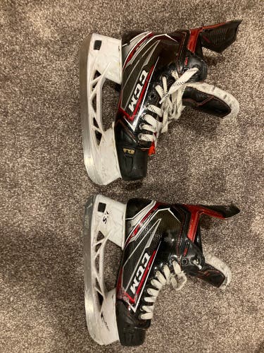 Used CCM Size 7 JetSpeed FT490 Skates With Step Steel And Extra If Wanted