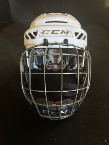Used Large CCM  Fitlite 3DS Helmet