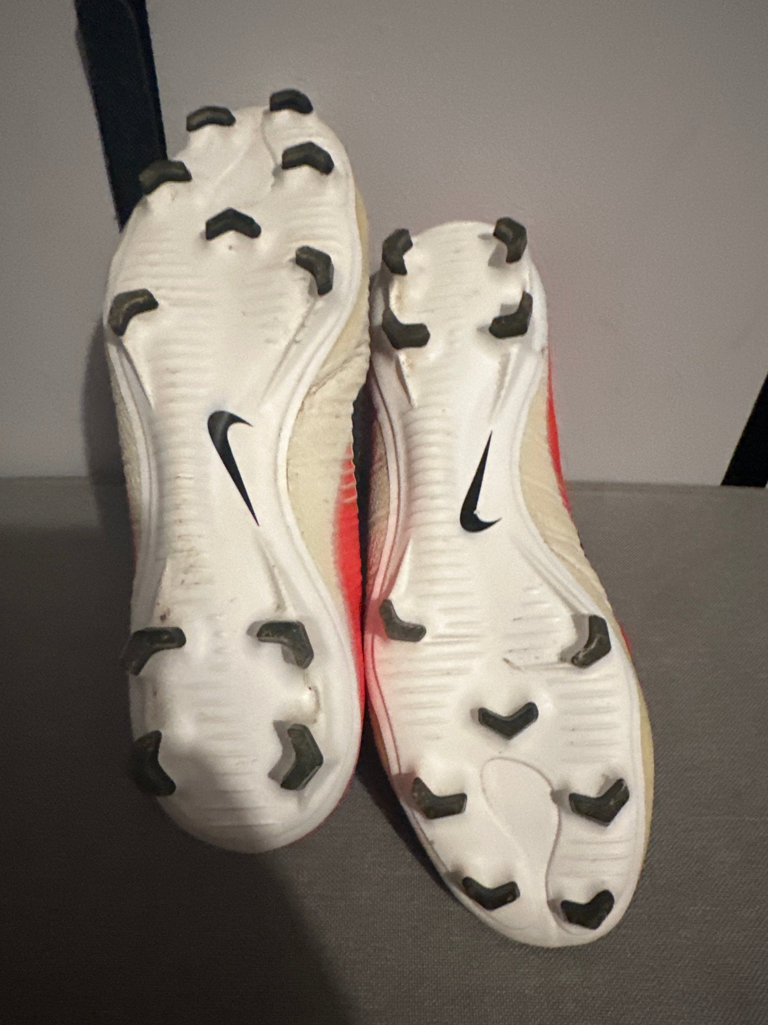 nike mercurial racer pink