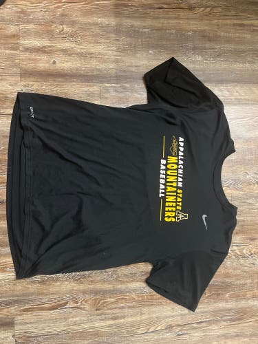 Black Used Men's Nike Dri-Fit Shirt