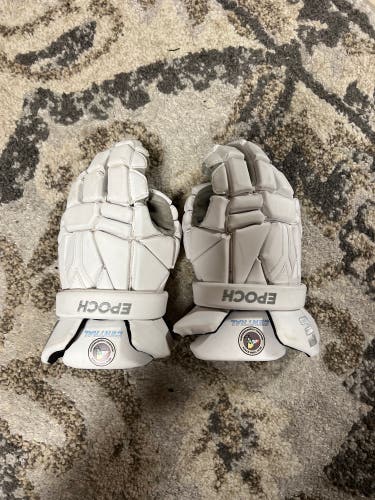 Used Player's Epoch 13" Integra Lacrosse Gloves