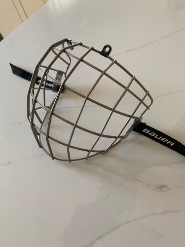 Small Bauer Full Cage Re-Akt Cage