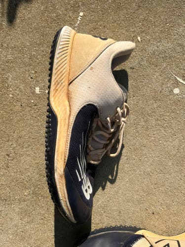 White Men's Size 11.5 (Women's 12.5) New Balance Shoes