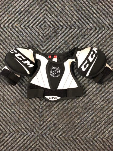 Used Youth CCM LTP Hockey Shoulder Pads (Size: Small)