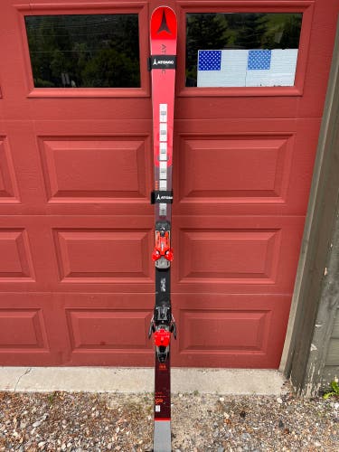 Used 2022 Atomic G9 Skis